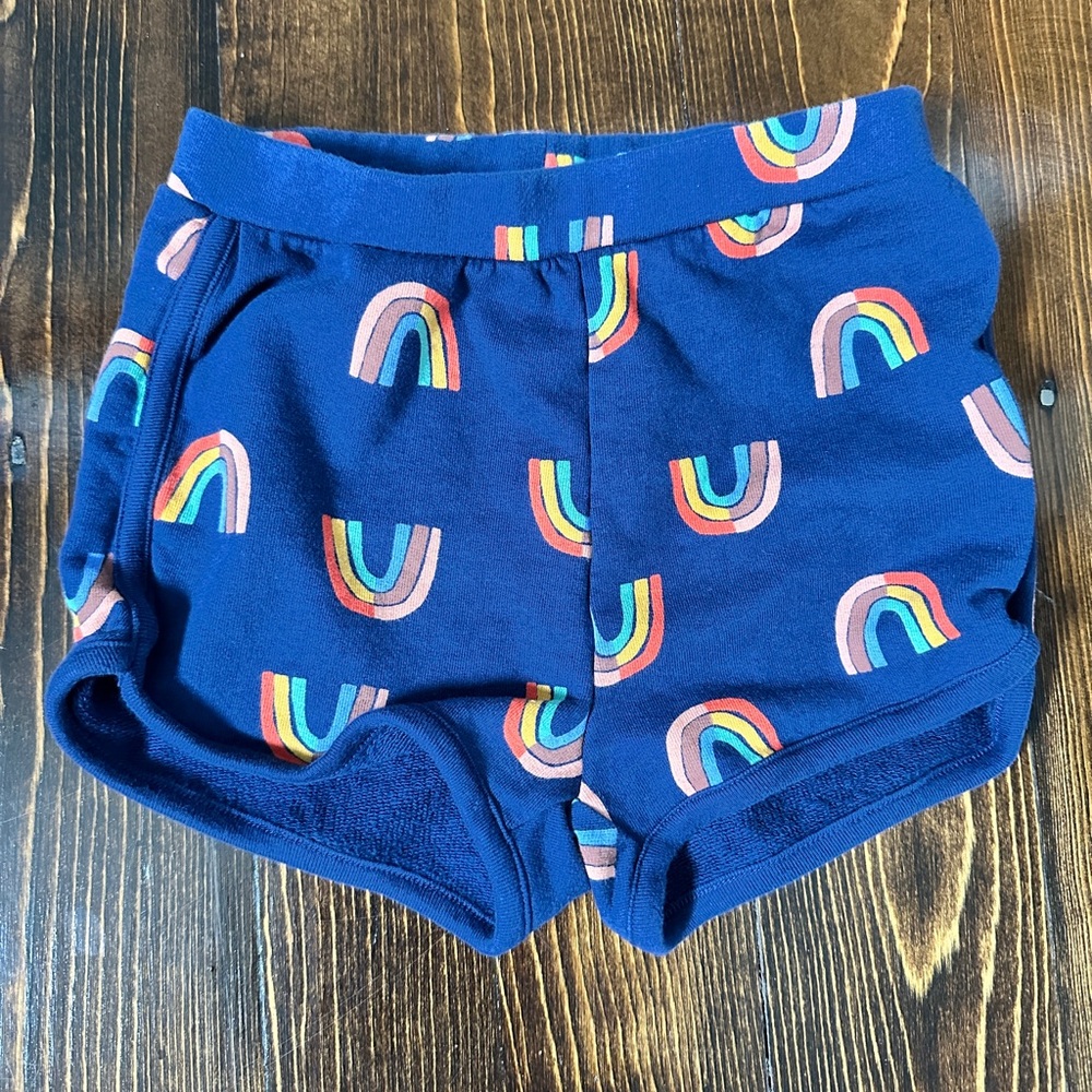 Hanna Andersson Blue Rainbow Print Shorts
